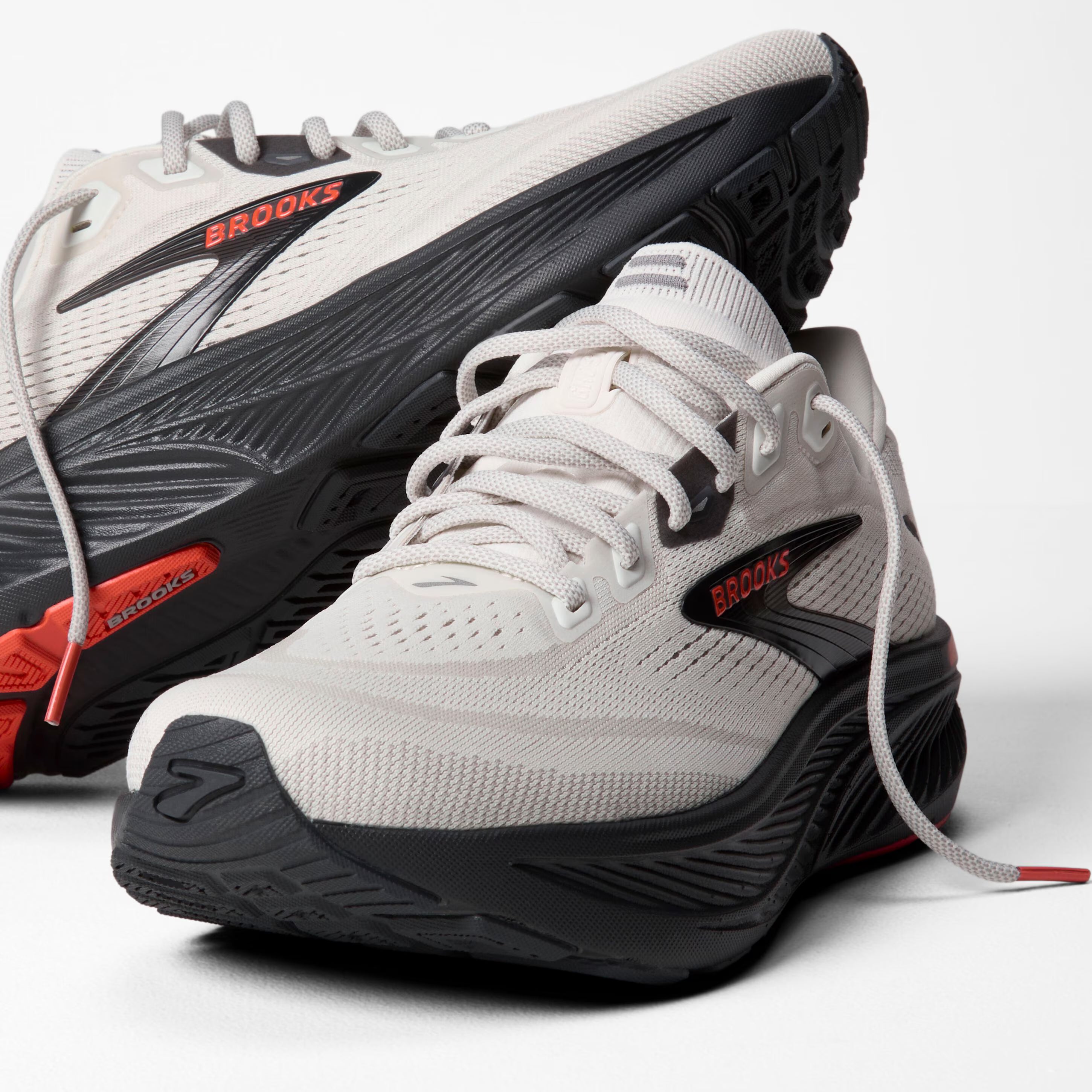 Brooks Men's Ghost 18