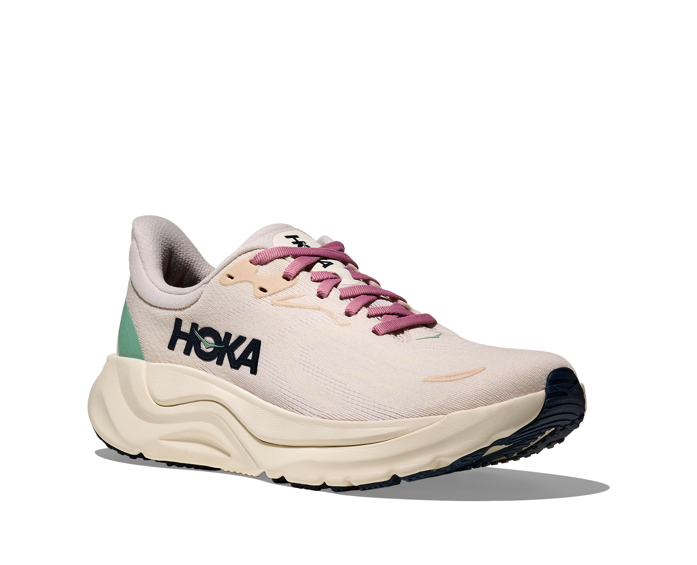 HOKA Women's ARAHI 8