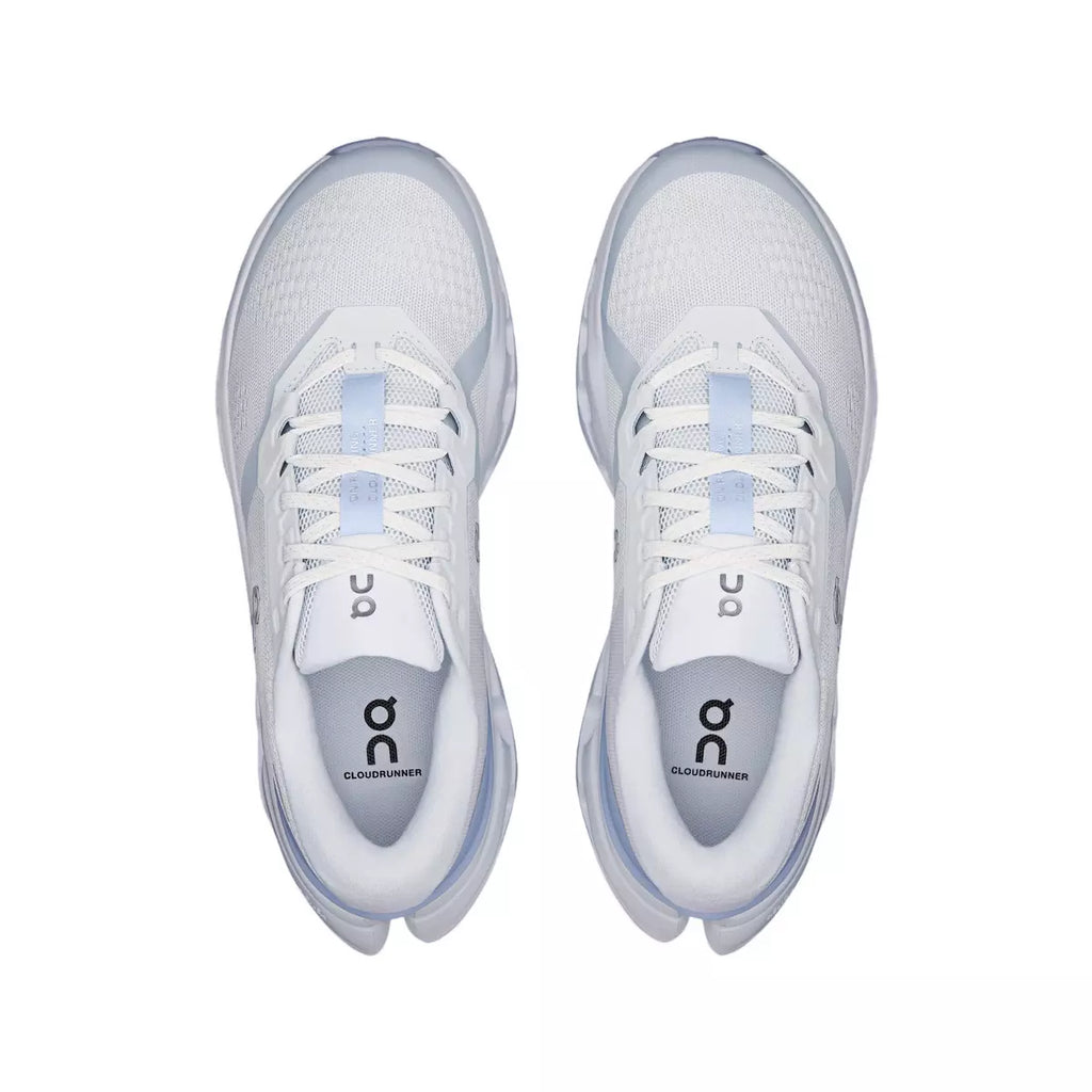 On Women's Cloudrunner 3