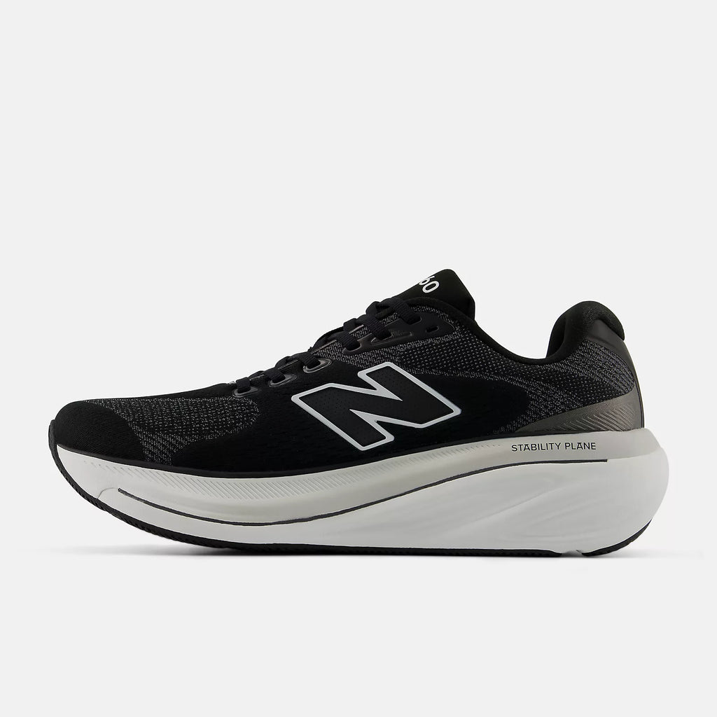 New Balance Men's 860v15
