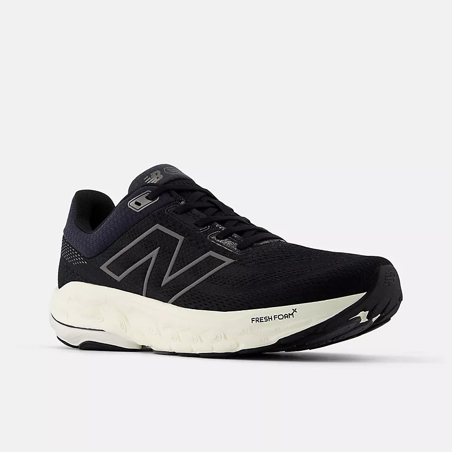 New Balance Men's 860v14